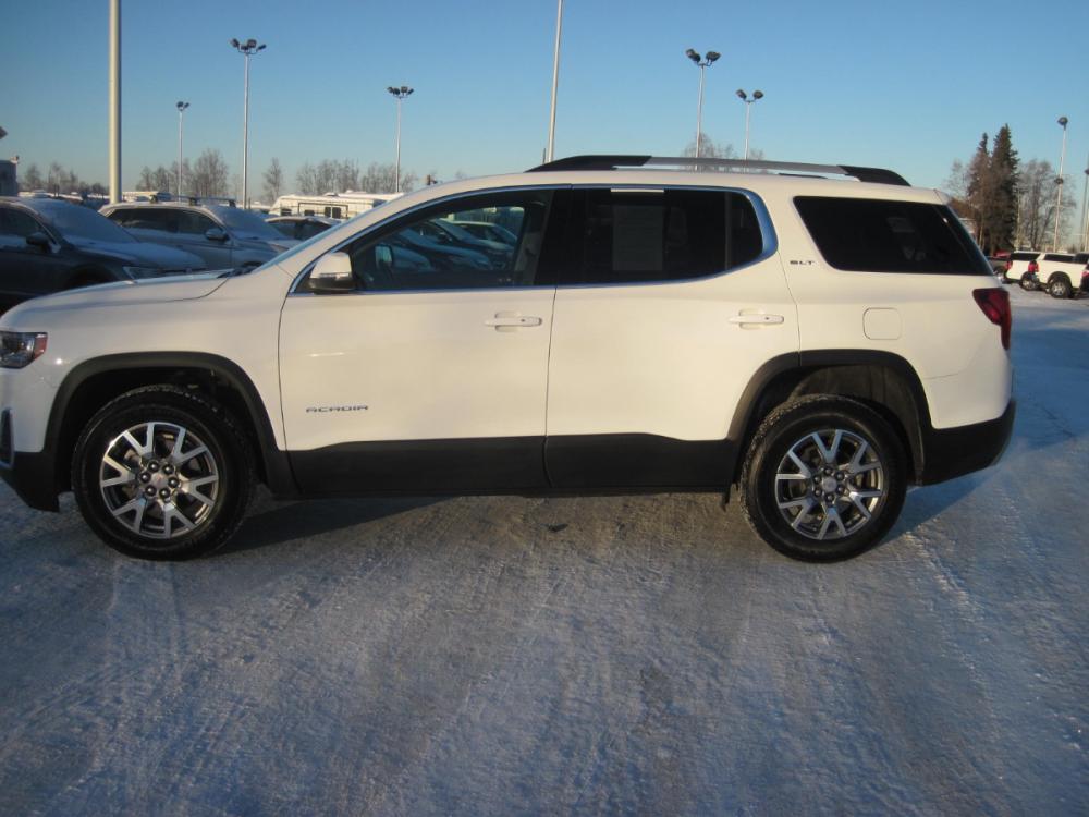 2020 white /black GMC Acadia SLT-1 AWD (1GKKNUL49LZ) with an 2.0L L4 DOHC 16V TURBO engine, 6A transmission, located at 9530 Old Seward Highway, Anchorage, AK, 99515, (907) 349-3343, 61.134140, -149.865570 - Low miles on the GMC Acadia AWD Leather, Navigation, come take a test drive - Photo #2