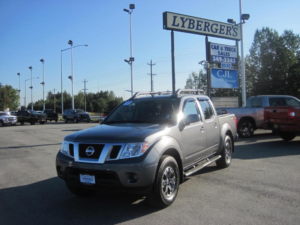 2017 gray Nissan Frontier SL Crew Cab 5AT 4WD ( 1N6AD0EV6H) with an 4.0L V6 DOHC 24V engine, 5A transmission, located at 9530 Old Seward Highway, Anchorage, AK, 99515, (907) 349-3343, 61.134140, -149.865570 - Photo #0