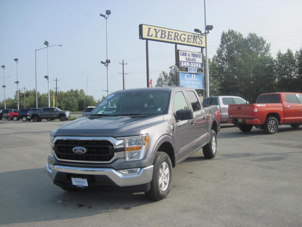 2021 gray /black Ford F-150 XLT SuperCrew 5.5-ft. Bed 4WD (1FTEW1EB2MF) with an 3.3L V6 DOHC 24V engine, 6A transmission, located at 9530 Old Seward Highway, Anchorage, AK, 99515, (907) 349-3343, 61.134140, -149.865570 - Photo #0