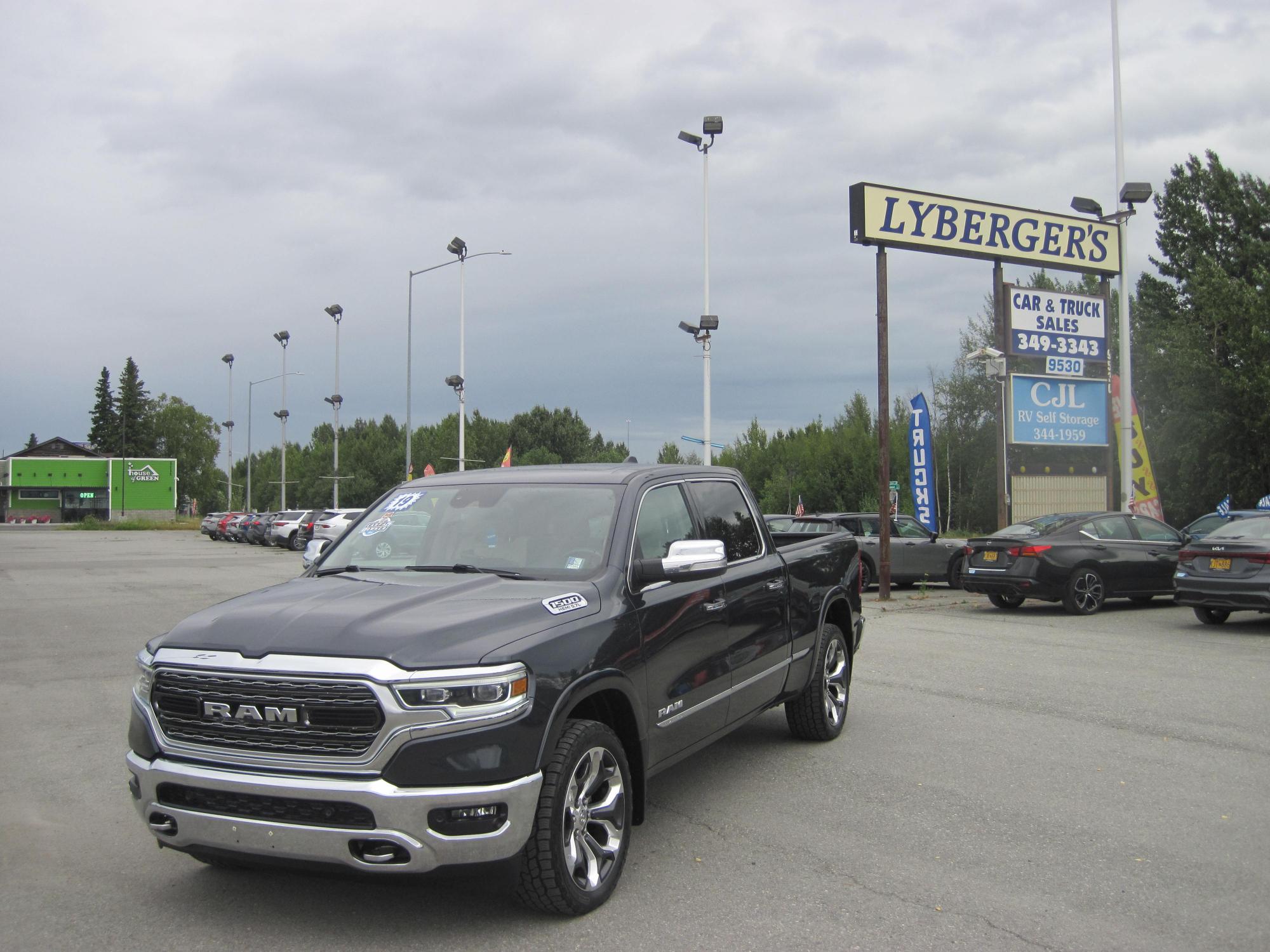 photo of 2019 RAM 1500 Limited Crew Cab  4WD