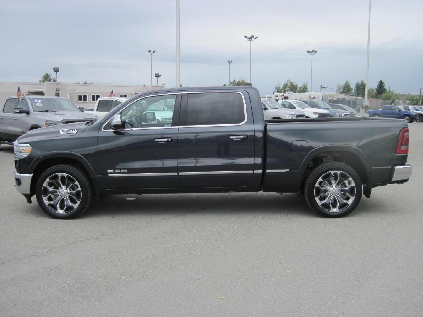 2019 gray /Tan RAM 1500 Limited Crew Cab 4WD (1C6SRFPT1KN) with an 5.7L V8 OHV 16V engine, 8A transmission, located at 9530 Old Seward Highway, Anchorage, AK, 99515, (907) 349-3343, 61.134140, -149.865570 - Loaded 2019 Ram 1500 Linited come take a test drive - Photo#5
