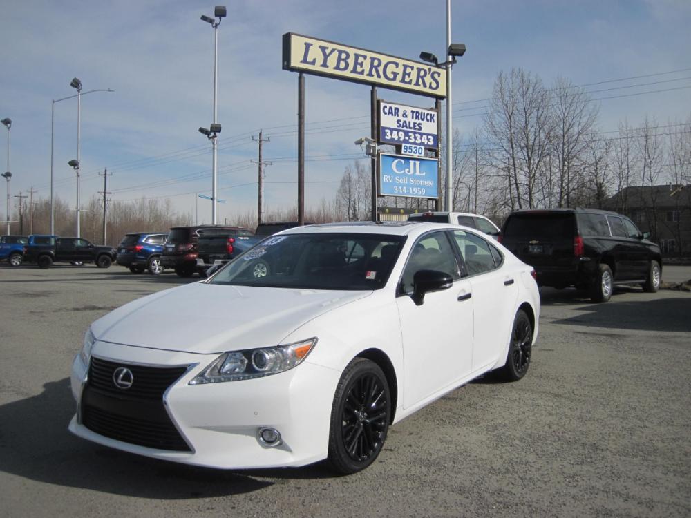 2015 white /black Lexus ES 350 Sedan (JTHBK1GG5F2) with an 3.5L V6 DOHC 24V engine, 6-Speed Automatic transmission, located at 9530 Old Seward Highway, Anchorage, AK, 99515, (907) 349-3343, 61.134140, -149.865570 - Low Miles on this Lexus ES 350 come take a test drive - Photo #0
