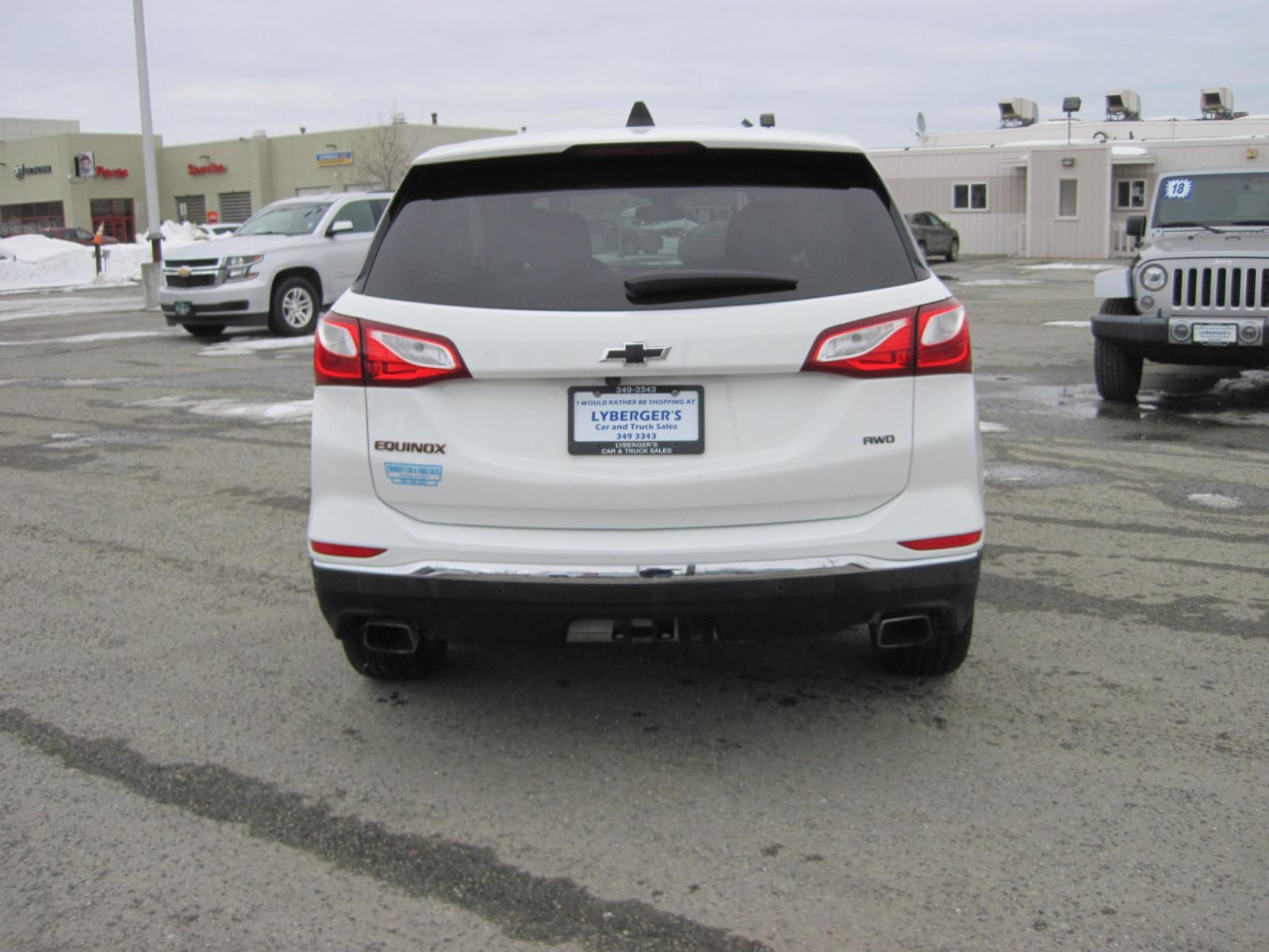2020 white /black Chevrolet Equinox LT 2.0 AWD (2GNAXVEX3L6) with an 2.0L L4 DOHC 16V engine, 9A transmission, located at 9530 Old Seward Highway, Anchorage, AK, 99515, (907) 349-3343, 61.134140, -149.865570 - Nice Chevrolet Equinox LT , come take a test drive - Photo #3