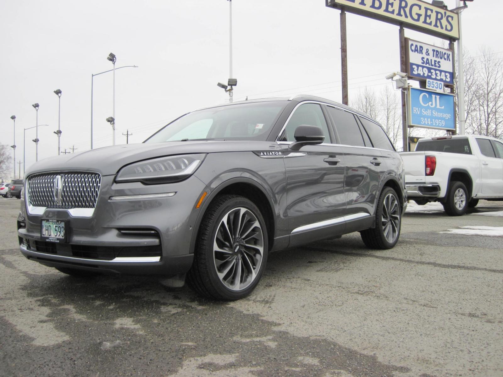 2022 gray /black Lincoln Aviator Reserve AWD (5LM5J7XC6NG) with an 3.0L V6 DOHC 24V engine, 10A transmission, located at 9530 Old Seward Highway, Anchorage, AK, 99515, (907) 349-3343, 61.134140, -149.865570 - Loaded 2022 Lincoln Aviator Reserve I - Photo #0