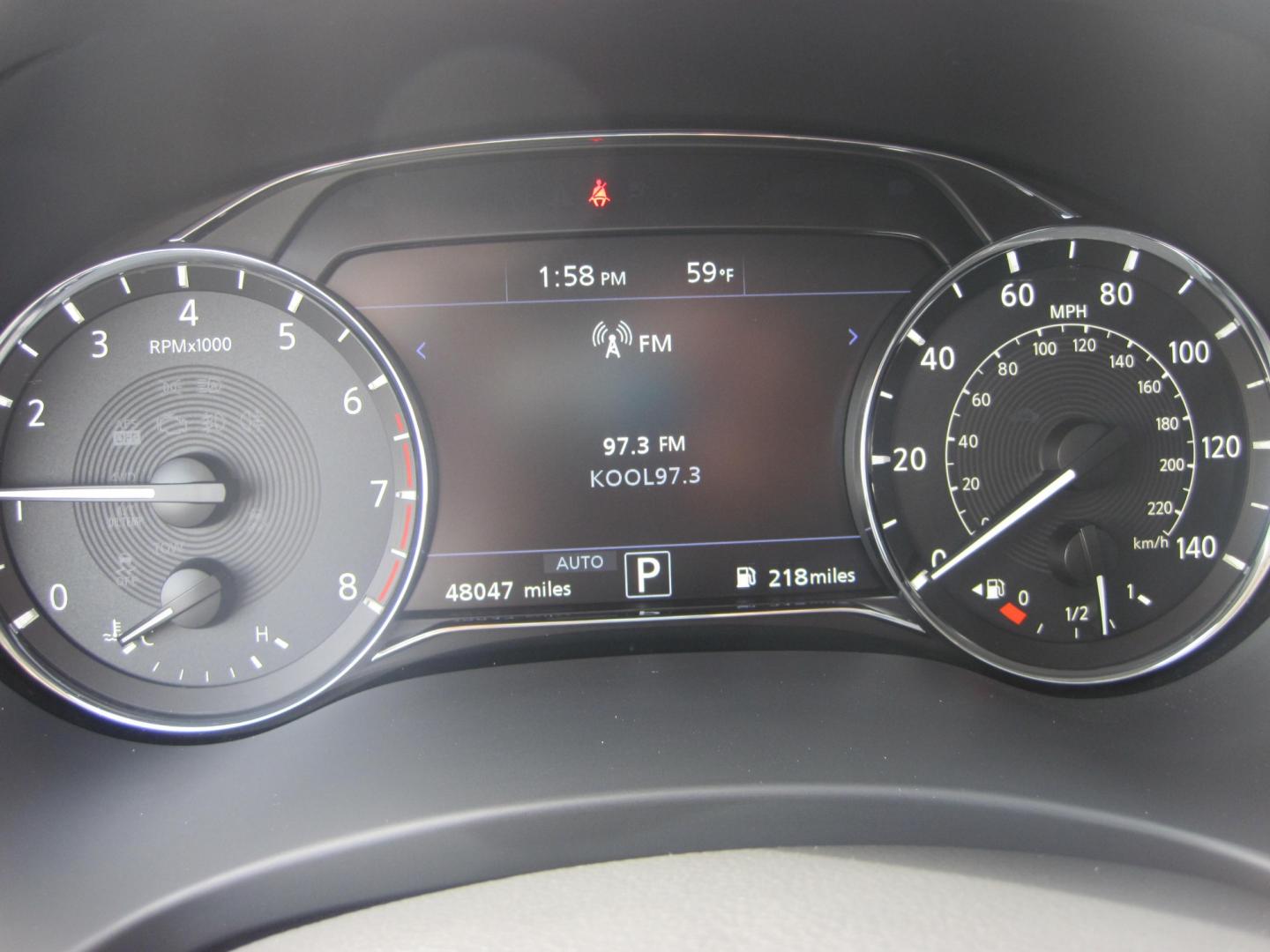 2021 blue /black Infiniti QX80 Luxe 4WD (JN8AZ2AEXM9) with an 5.6L V8 DOHC 32V engine, 7A transmission, located at 9530 Old Seward Highway, Anchorage, AK, 99515, (907) 349-3343, 61.134140, -149.865570 - Photo#16