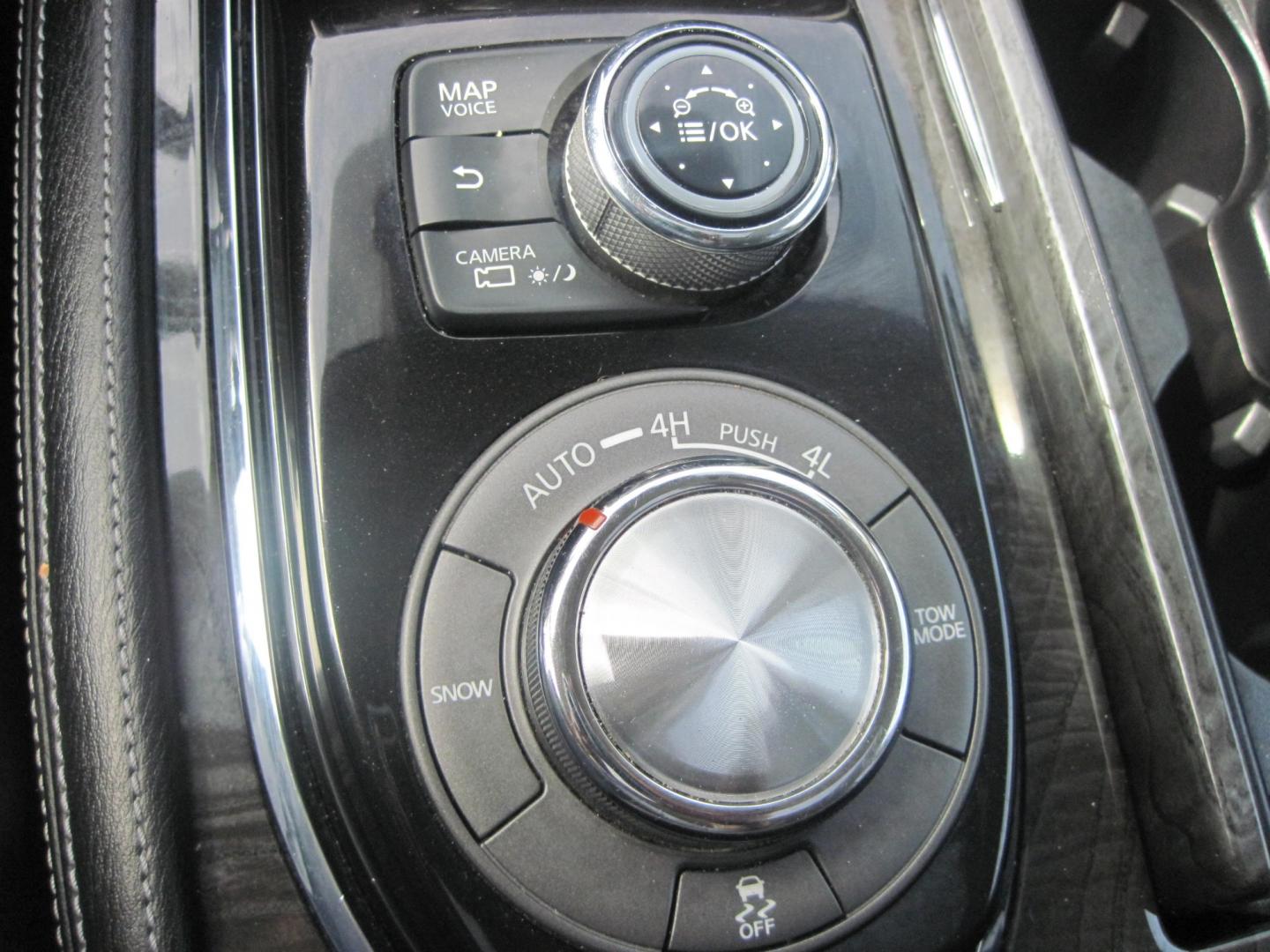 2021 blue /black Infiniti QX80 Luxe 4WD (JN8AZ2AEXM9) with an 5.6L V8 DOHC 32V engine, 7A transmission, located at 9530 Old Seward Highway, Anchorage, AK, 99515, (907) 349-3343, 61.134140, -149.865570 - Photo#24