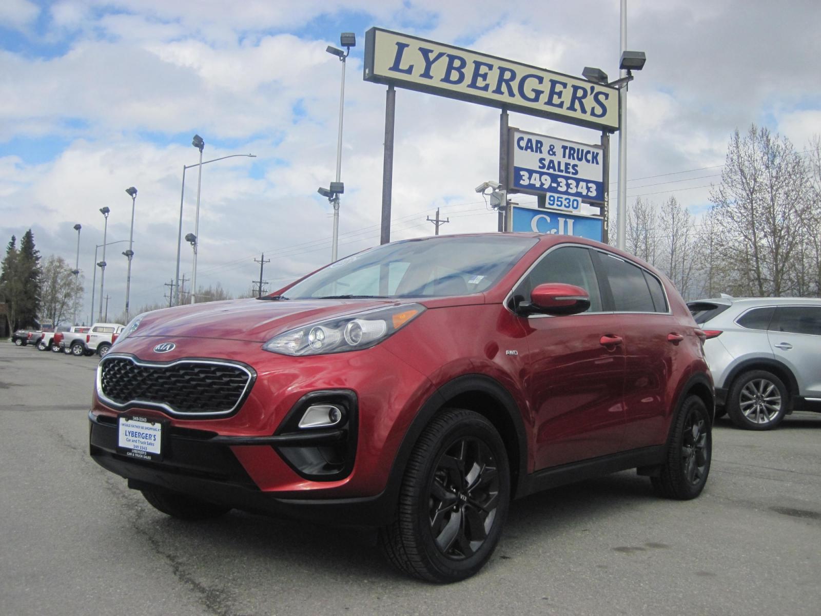 2022 red /black Kia Sportage LX AWD (KNDPMCAC1N7) with an 2.4L V6 DOHC 24V engine, 6A transmission, located at 9530 Old Seward Highway, Anchorage, AK, 99515, (907) 349-3343, 61.134140, -149.865570 - Photo #0