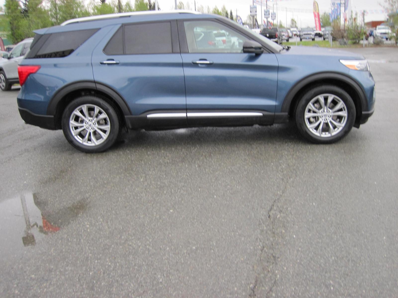 2020 blue Ford Explorer Limited AWD (1FMSK8FH4LG) with an 2.3L L4 DOHC 16V engine, 10A transmission, located at 9530 Old Seward Highway, Anchorage, AK, 99515, (907) 349-3343, 61.134140, -149.865570 - Nice Ford Explorer Limited come take a test drive - Photo #1