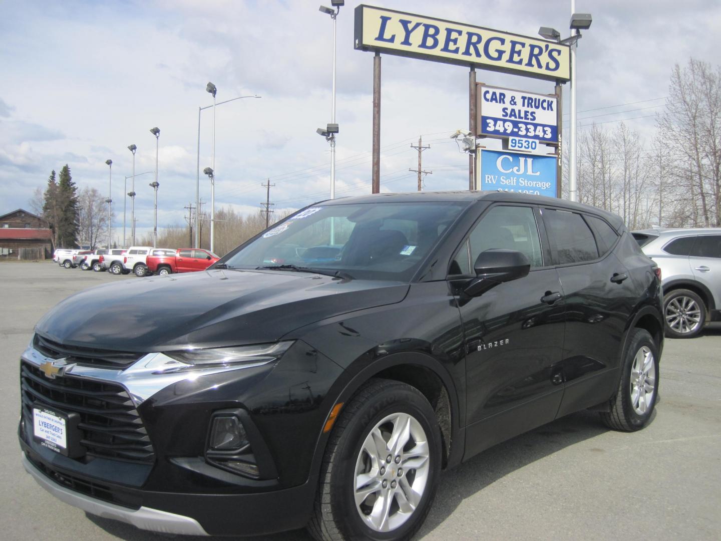2020 black /black Chevrolet Blazer 3LT AWD (3GNKBHRS9LS) with an 3.6L V6 DOHC 24V engine, 9A transmission, located at 9530 Old Seward Highway, Anchorage, AK, 99515, (907) 349-3343, 61.134140, -149.865570 - Nice Chevrolet Blazer come take a test drive - Photo#0
