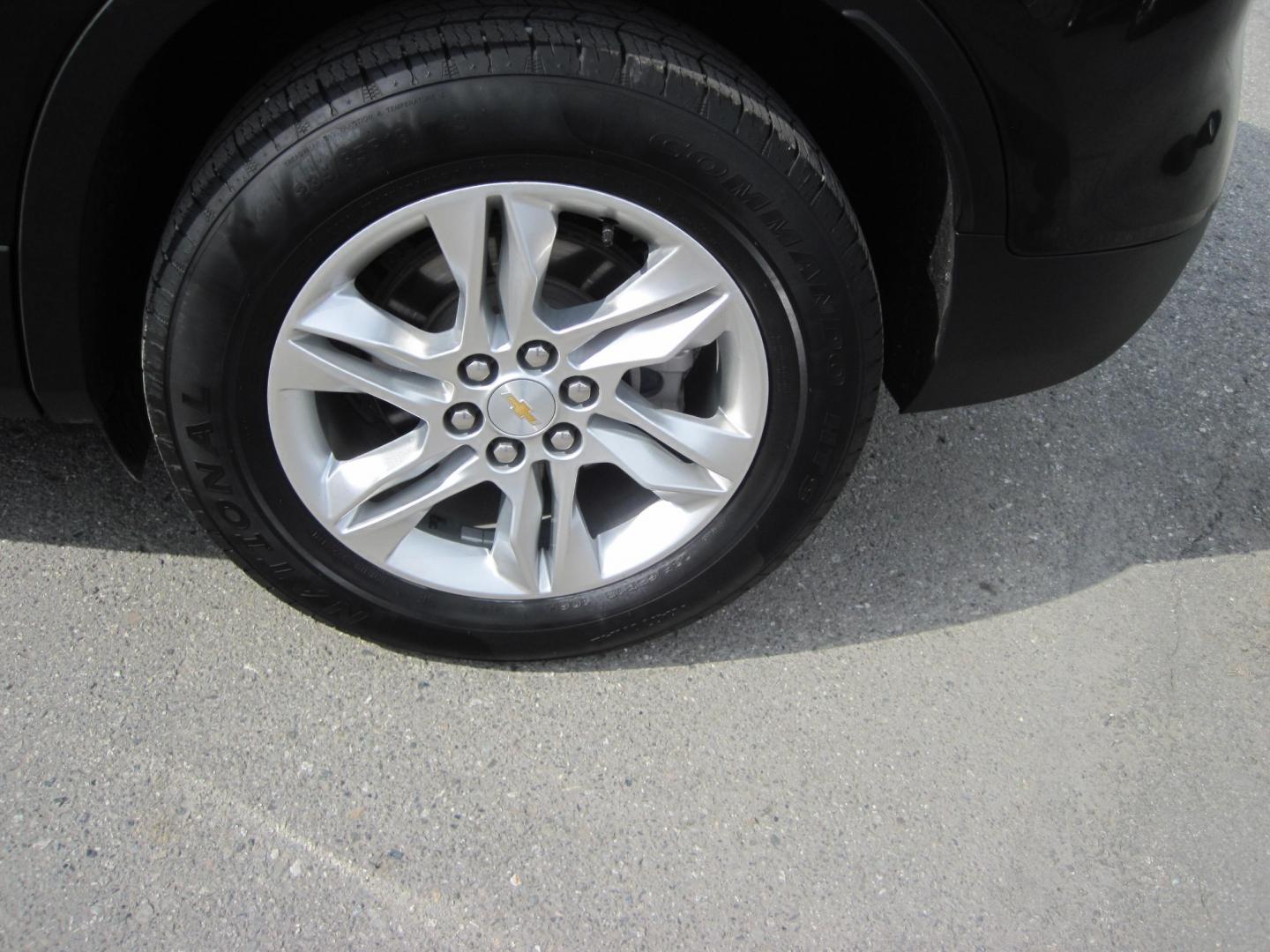 2020 black /black Chevrolet Blazer 3LT AWD (3GNKBHRS9LS) with an 3.6L V6 DOHC 24V engine, 9A transmission, located at 9530 Old Seward Highway, Anchorage, AK, 99515, (907) 349-3343, 61.134140, -149.865570 - Nice Chevrolet Blazer come take a test drive - Photo#5