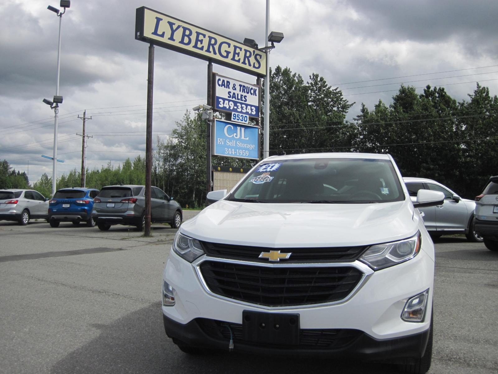 2021 white /black Chevrolet Equinox LT AWD (3GNAXTEV6MS) with an 1.5L L4 DOHC 16V TURBO engine, 6A transmission, located at 9530 Old Seward Highway, Anchorage, AK, 99515, (907) 349-3343, 61.134140, -149.865570 - Photo #1