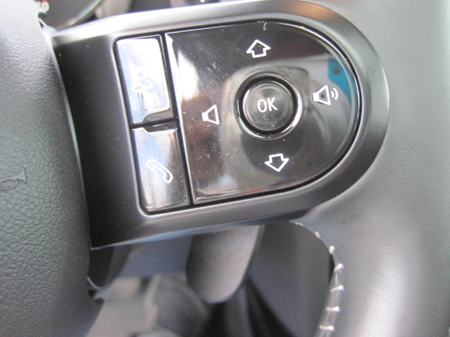 2022 gray /black Mini Clubman Cooper S ALL4 (WMWXJ1C04N2) with an 2.0L L4 DOHC 16V TURBO engine, located at 9530 Old Seward Highway, Anchorage, AK, 99515, (907) 349-3343, 61.134140, -149.865570 - Photo#15