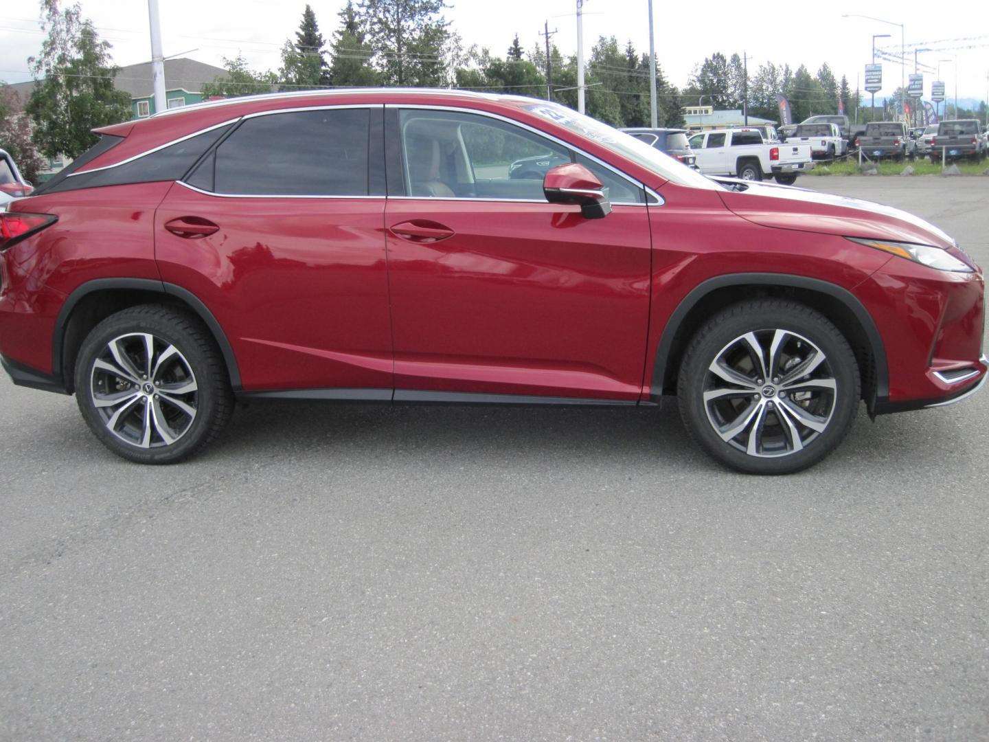 2022 red /Brown Lexus RX 350 AWD (2T2HZMDA4NC) with an 3.5L V6 DOHC 24V engine, 6A transmission, located at 9530 Old Seward Highway, Anchorage, AK, 99515, (907) 349-3343, 61.134140, -149.865570 - Low Miles on this Lexus RX350 come take a test drive. - Photo#2