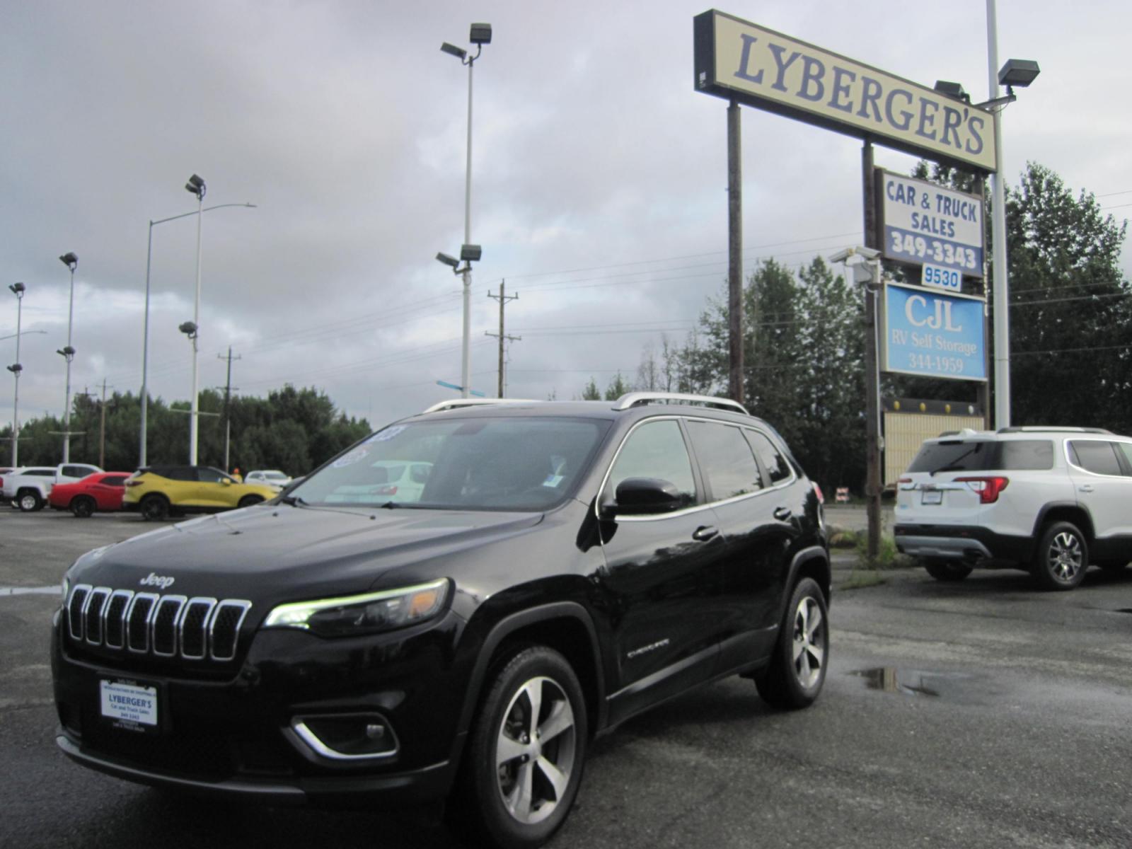 2020 black /black Jeep Cherokee Limited AWD (1C4PJMDX5LD) with an 3.6L V6 DOHC 24V engine, 9-Speed Automatic transmission, located at 9530 Old Seward Highway, Anchorage, AK, 99515, (907) 349-3343, 61.134140, -149.865570 - Nice Jeep Cherokee Limited come take a test drive. - Photo #0