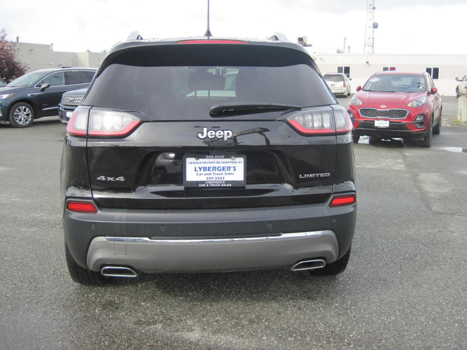 2020 black /black Jeep Cherokee Limited AWD (1C4PJMDX5LD) with an 3.6L V6 DOHC 24V engine, 9-Speed Automatic transmission, located at 9530 Old Seward Highway, Anchorage, AK, 99515, (907) 349-3343, 61.134140, -149.865570 - Nice Jeep Cherokee Limited come take a test drive. - Photo #3