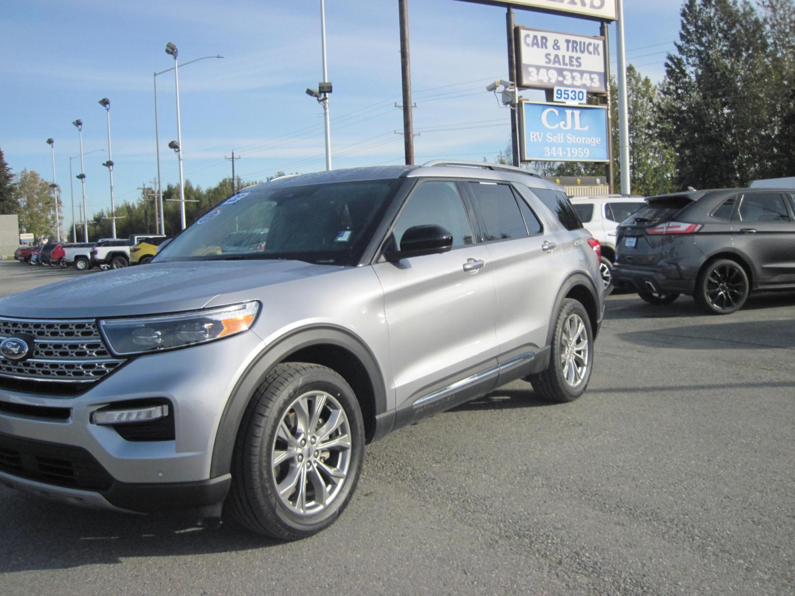 2022 silver /black Ford Explorer Limited AWD (1FMSK8FH3NG) with an 2.3L L4 DOHC 16V engine, 10A transmission, located at 9530 Old Seward Highway, Anchorage, AK, 99515, (907) 349-3343, 61.134140, -149.865570 - Nice Ford Explorer Limited AWD come take a test drive - Photo #1