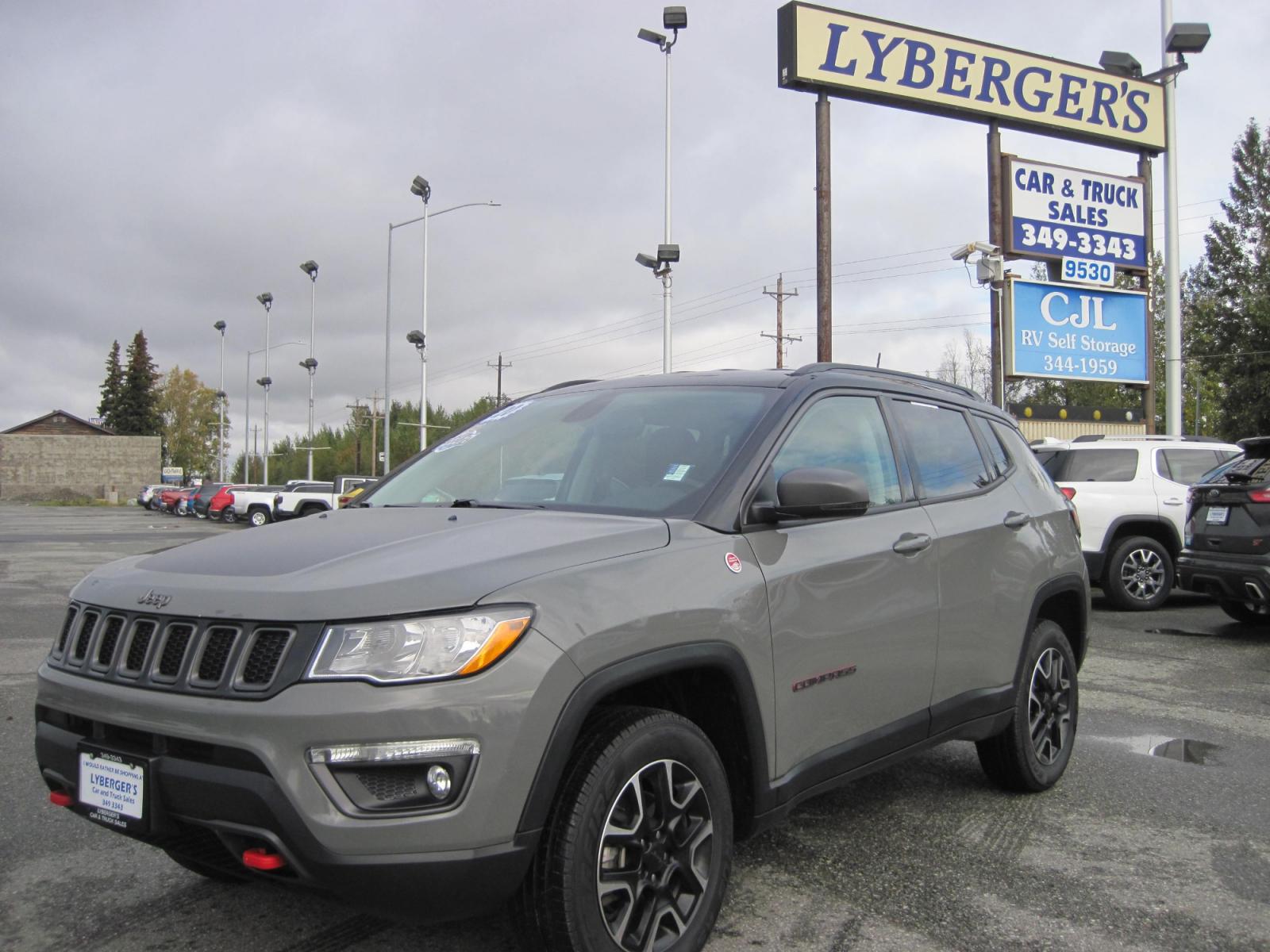 2020 gray /black Jeep Compass Trailhawk 4WD (3C4NJDDB7LT) with an 2.4L L4 DOHC 16V engine, 9A transmission, located at 9530 Old Seward Highway, Anchorage, AK, 99515, (907) 349-3343, 61.134140, -149.865570 - Nice Jeep Compass Trailhawk 4WD come take a test drive. - Photo #1