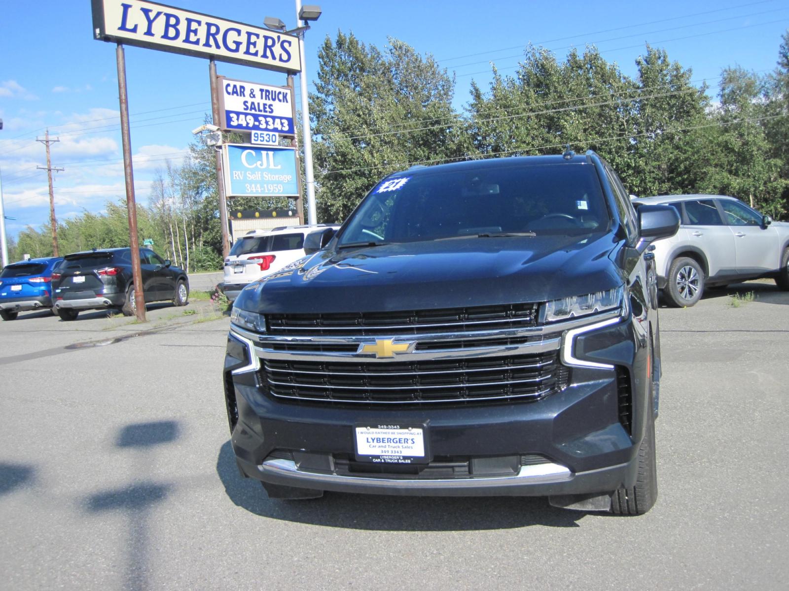2021 black /black Chevrolet Tahoe LT 4WD (1GNSKNKDXMR) with an 5.3L V8 OHV 16V engine, 10A transmission, located at 9530 Old Seward Highway, Anchorage, AK, 99515, (907) 349-3343, 61.134140, -149.865570 - NIce Chevrolet Tahoe LT 4WD come take a test drive - Photo #2