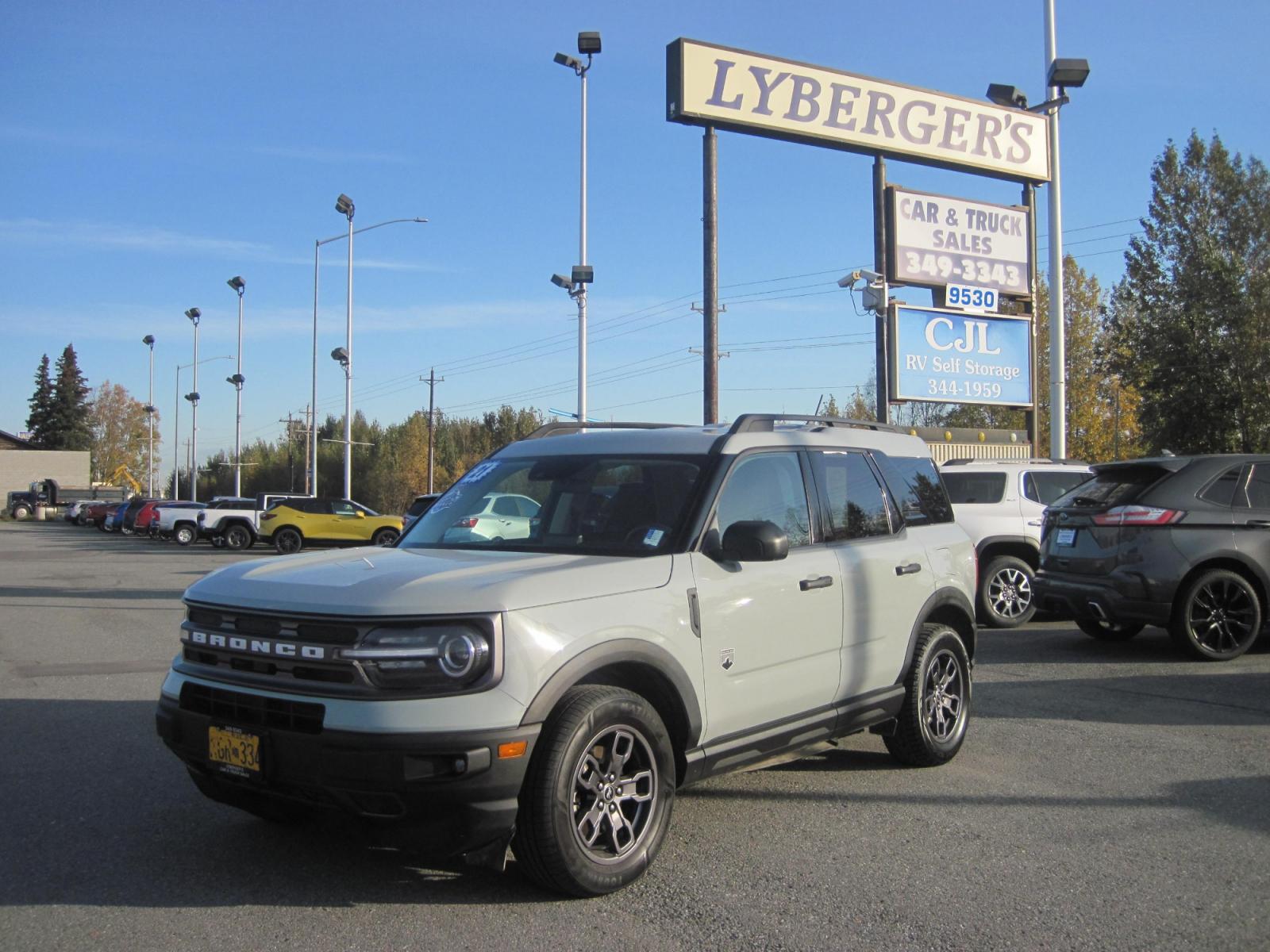 2021 gray /black Ford Bronco Sport Big Bend (3FMCR9B63MR) with an 1.5L L3 engine, 8A transmission, located at 9530 Old Seward Highway, Anchorage, AK, 99515, (907) 349-3343, 61.134140, -149.865570 - Nice Ford Bronco Sport come take a test drive - Photo #1