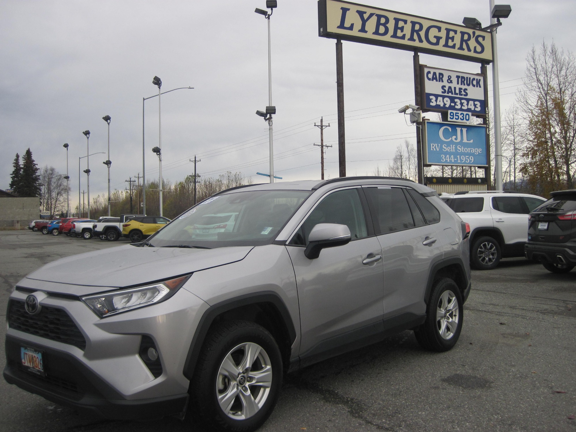 photo of 2021 Toyota RAV4 XLE AWD