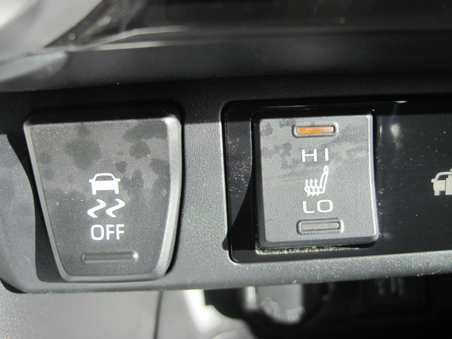 2023 silver /black Toyota RAV4 XLE Premium AWD (2T3A1RFV1PW) with an 2.5L L4 DOHC 16V engine, 8A transmission, located at 9530 Old Seward Highway, Anchorage, AK, 99515, (907) 349-3343, 61.134140, -149.865570 - Nice Toyota Rav4 XLE premium, heated seats come take a test drive - Photo#20