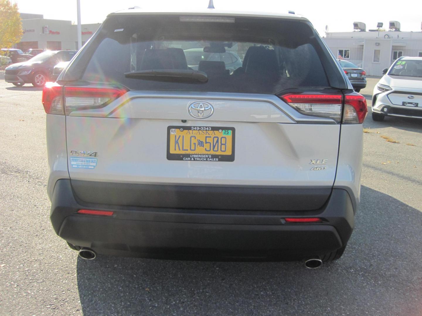 2023 silver /black Toyota RAV4 XLE Premium AWD (2T3A1RFV1PW) with an 2.5L L4 DOHC 16V engine, 8A transmission, located at 9530 Old Seward Highway, Anchorage, AK, 99515, (907) 349-3343, 61.134140, -149.865570 - Nice Toyota Rav4 XLE premium, heated seats come take a test drive - Photo#3