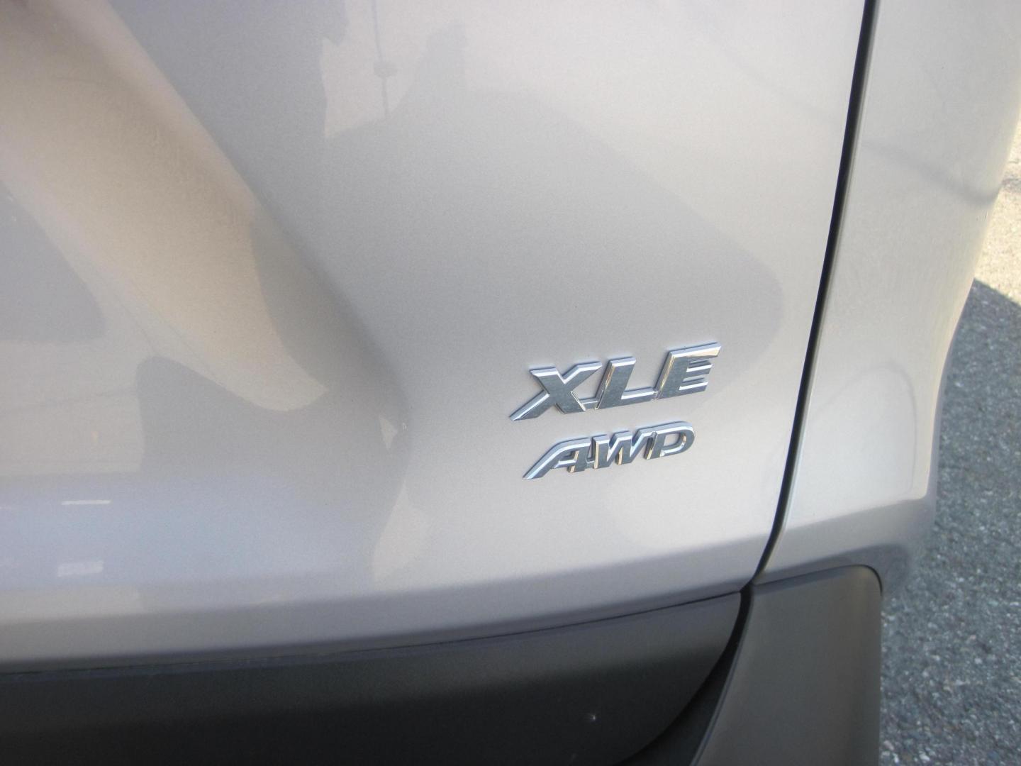 2023 silver /black Toyota RAV4 XLE Premium AWD (2T3A1RFV1PW) with an 2.5L L4 DOHC 16V engine, 8A transmission, located at 9530 Old Seward Highway, Anchorage, AK, 99515, (907) 349-3343, 61.134140, -149.865570 - Nice Toyota Rav4 XLE premium, heated seats come take a test drive - Photo#4