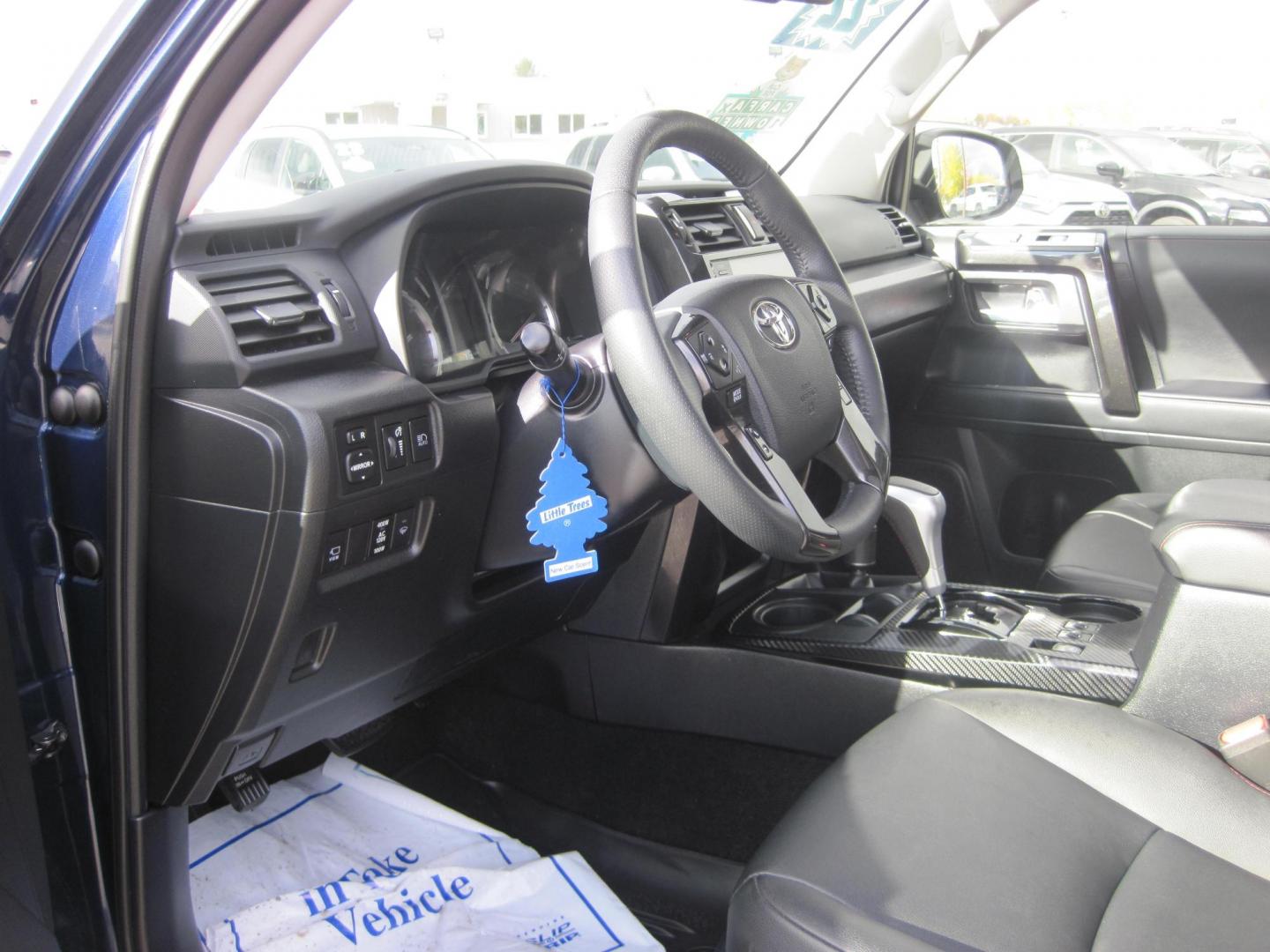 2022 blue /black Toyota 4Runner TRD Off-road Premium 4WD (JTERU5JR8N6) with an 4.0L V6 DOHC 24V engine, 5A transmission, located at 9530 Old Seward Highway, Anchorage, AK, 99515, (907) 349-3343, 61.134140, -149.865570 - Nice Toyota 4 Runner TRD OFF Road come take a test drive. - Photo#10
