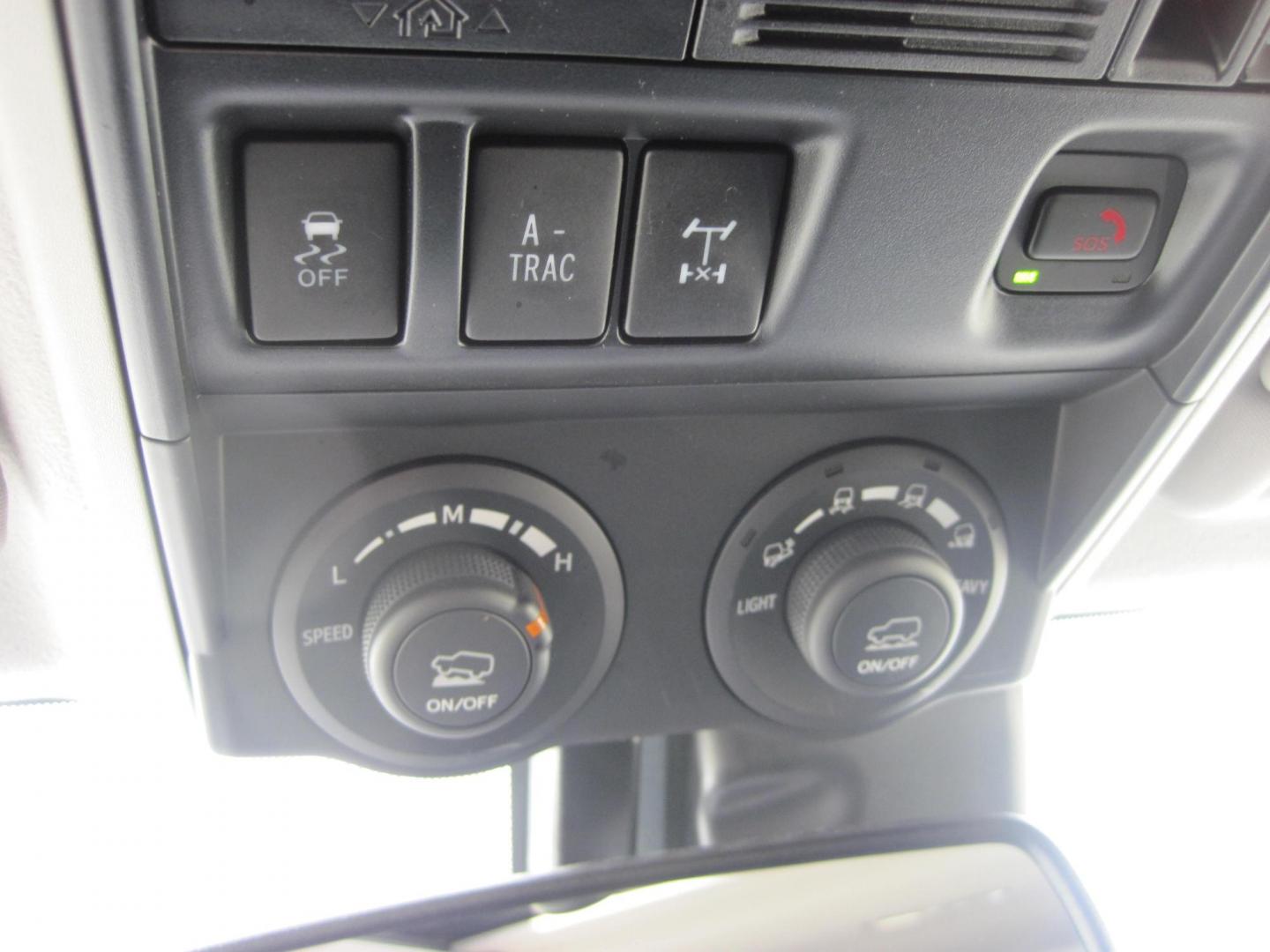 2022 blue /black Toyota 4Runner TRD Off-road Premium 4WD (JTERU5JR8N6) with an 4.0L V6 DOHC 24V engine, 5A transmission, located at 9530 Old Seward Highway, Anchorage, AK, 99515, (907) 349-3343, 61.134140, -149.865570 - Nice Toyota 4 Runner TRD OFF Road come take a test drive. - Photo#19