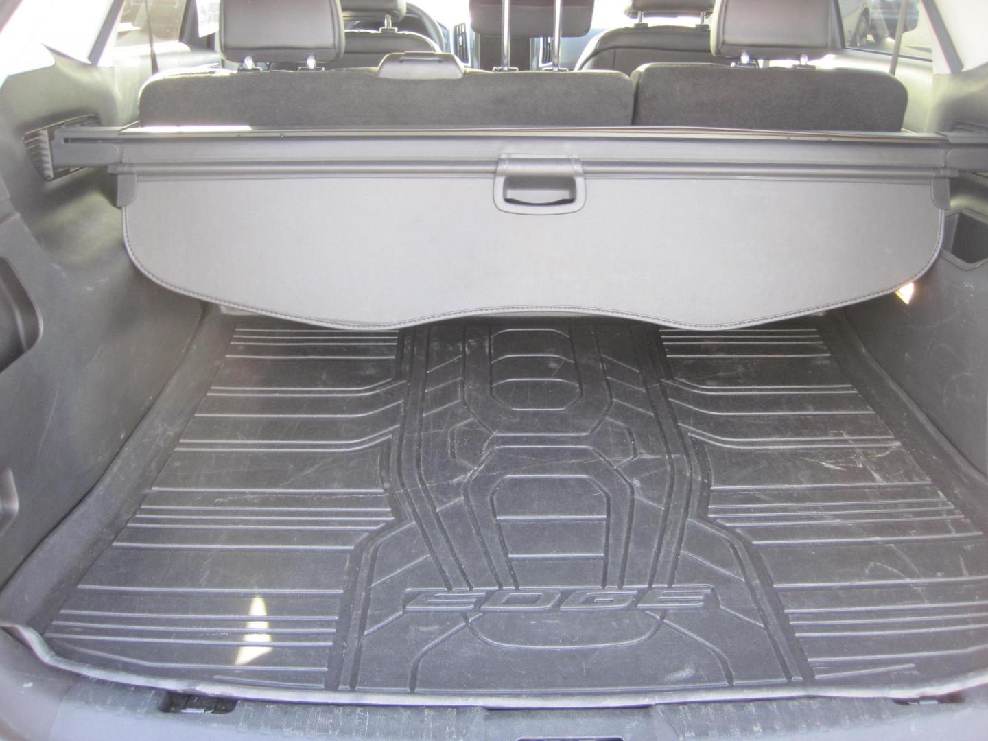 2023 gray /black Ford Edge Titanium (2FMPK4K99PB) with an 2.0L L4 DOHC 16V engine, 6A transmission, located at 9530 Old Seward Highway, Anchorage, AK, 99515, (907) 349-3343, 61.134140, -149.865570 - Photo#6