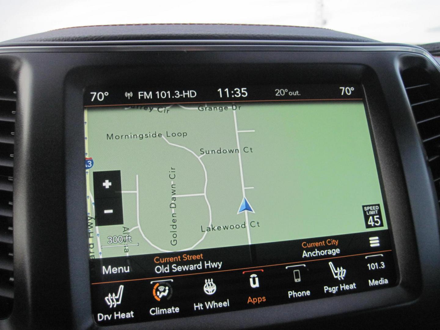 2022 gray /black Jeep Cherokee Trailhawk 4WD (1C4PJMBX9ND) with an 3.2L V6 DOHC 24V engine, 9A transmission, located at 9530 Old Seward Highway, Anchorage, AK, 99515, (907) 349-3343, 61.134140, -149.865570 - Low miles on this Jeep Cherokee Trailhawk come take a test drive - Photo#18