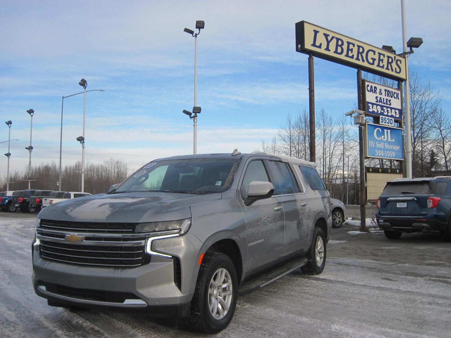 2023 gray /black Chevrolet Suburban LT 4WD (1GNSKCKD8PR) with an 5.3L V8 OHV 16V engine, 10A transmission, located at 9530 Old Seward Highway, Anchorage, AK, 99515, (907) 349-3343, 61.134140, -149.865570 - Nice Chevrolet Suburban LT come take a test drive. - Photo#0