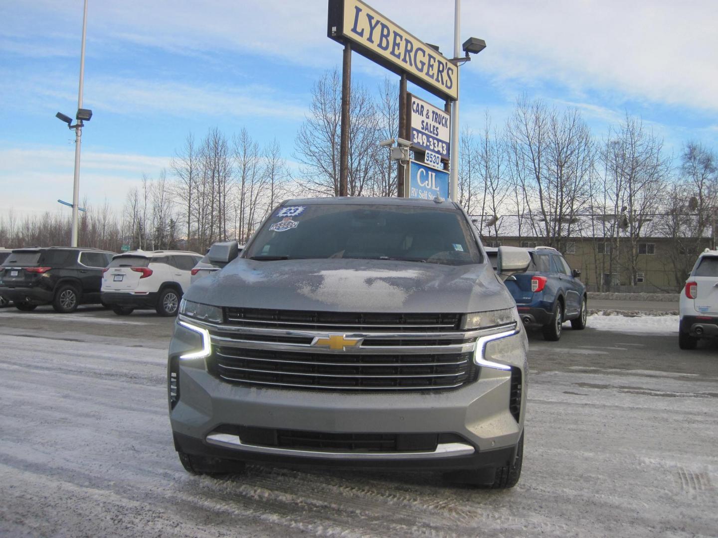 2023 gray /black Chevrolet Suburban LT 4WD (1GNSKCKD8PR) with an 5.3L V8 OHV 16V engine, 10A transmission, located at 9530 Old Seward Highway, Anchorage, AK, 99515, (907) 349-3343, 61.134140, -149.865570 - Nice Chevrolet Suburban LT come take a test drive. - Photo#1
