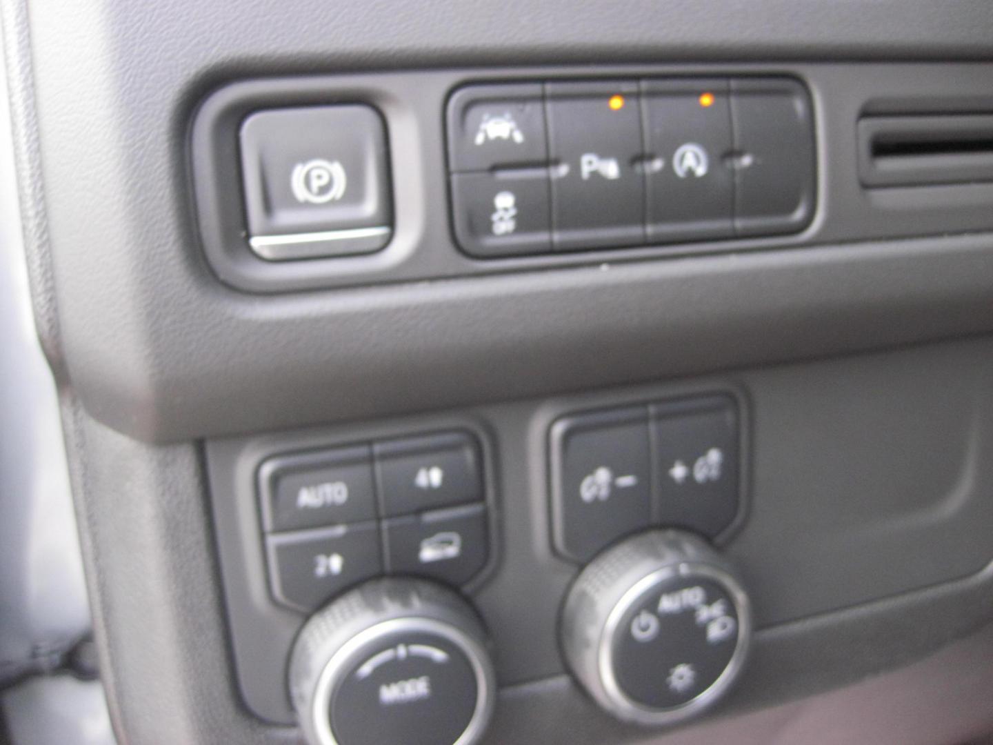 2023 gray /black Chevrolet Suburban LT 4WD (1GNSKCKD8PR) with an 5.3L V8 OHV 16V engine, 10A transmission, located at 9530 Old Seward Highway, Anchorage, AK, 99515, (907) 349-3343, 61.134140, -149.865570 - Nice Chevrolet Suburban LT come take a test drive. - Photo#12