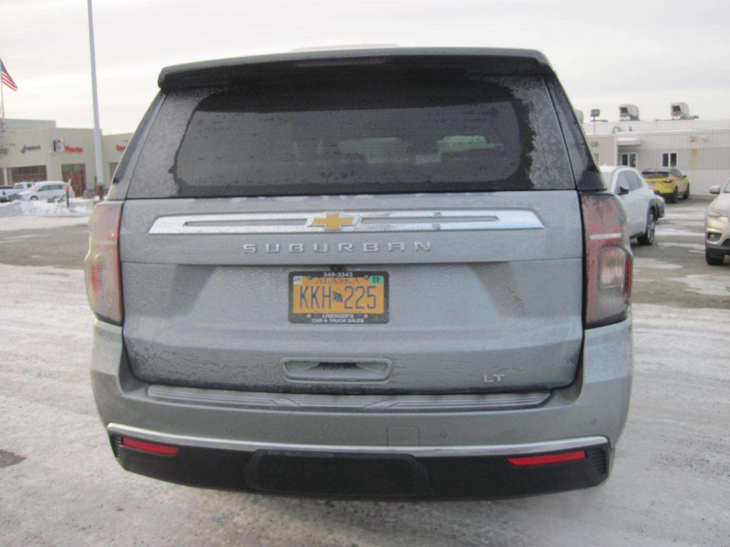2023 gray /black Chevrolet Suburban LT 4WD (1GNSKCKD8PR) with an 5.3L V8 OHV 16V engine, 10A transmission, located at 9530 Old Seward Highway, Anchorage, AK, 99515, (907) 349-3343, 61.134140, -149.865570 - Nice Chevrolet Suburban LT come take a test drive. - Photo#2