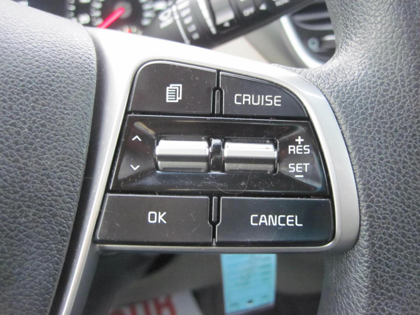 2020 brown /black Kia Sorento LX AWD (5XYPGDA34LG) with an 2.4L L4 DOHC 16V engine, 6A transmission, located at 9530 Old Seward Highway, Anchorage, AK, 99515, (907) 349-3343, 61.134140, -149.865570 - Nice Kia Sorento LX awd come take a test drive - Photo#13