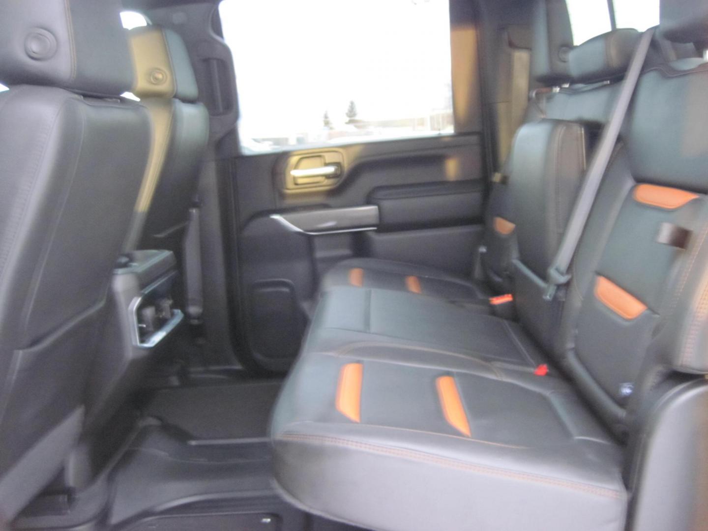 2022 red /black GMC Sierra 2500HD AT4 Crew Cab 4WD (1GT49PEY2NF) with an 6.6L V8 OHV 16 DIESEL engine, 6A transmission, located at 9530 Old Seward Highway, Anchorage, AK, 99515, (907) 349-3343, 61.134140, -149.865570 - Loaded GMC Sierra 2500 Diesel come take a test drive. - Photo#8
