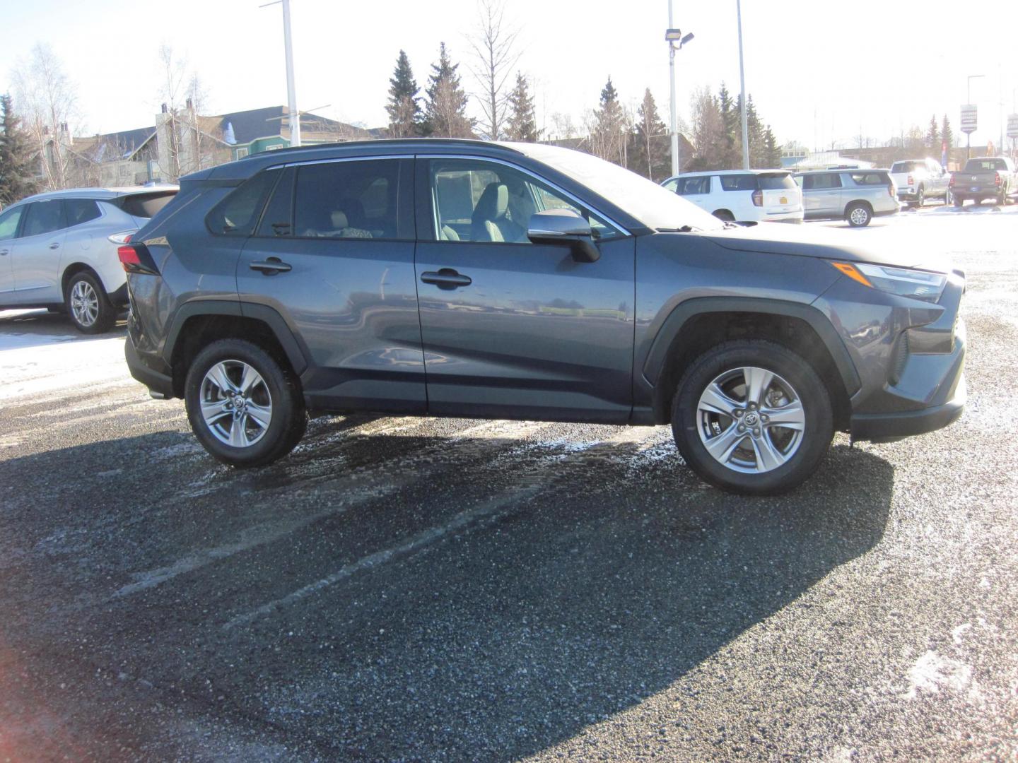 2023 gray /black Toyota RAV4 XLE AWD (2T3P1RFV8PW) with an 2.5L L4 DOHC 16V engine, 8A transmission, located at 9530 Old Seward Highway, Anchorage, AK, 99515, (907) 349-3343, 61.134140, -149.865570 - Nice Toyota Rav4 XLE come take a test drive. - Photo#9