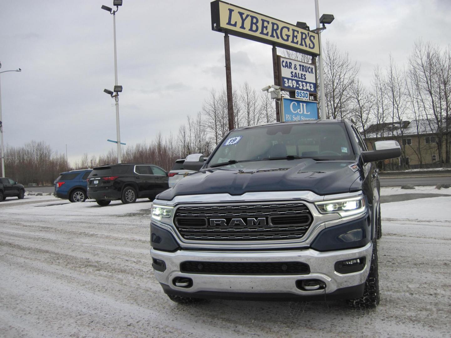 2019 blue /black RAM 1500 Limited Crew Cab SWB 4WD (1C6SRFHT0KN) with an 5.7L V8 OHV 16V engine, 8A transmission, located at 9530 Old Seward Highway, Anchorage, AK, 99515, (907) 349-3343, 61.134140, -149.865570 - Loaded Ram 1500 Crew Cab, come take a test drive - Photo#1