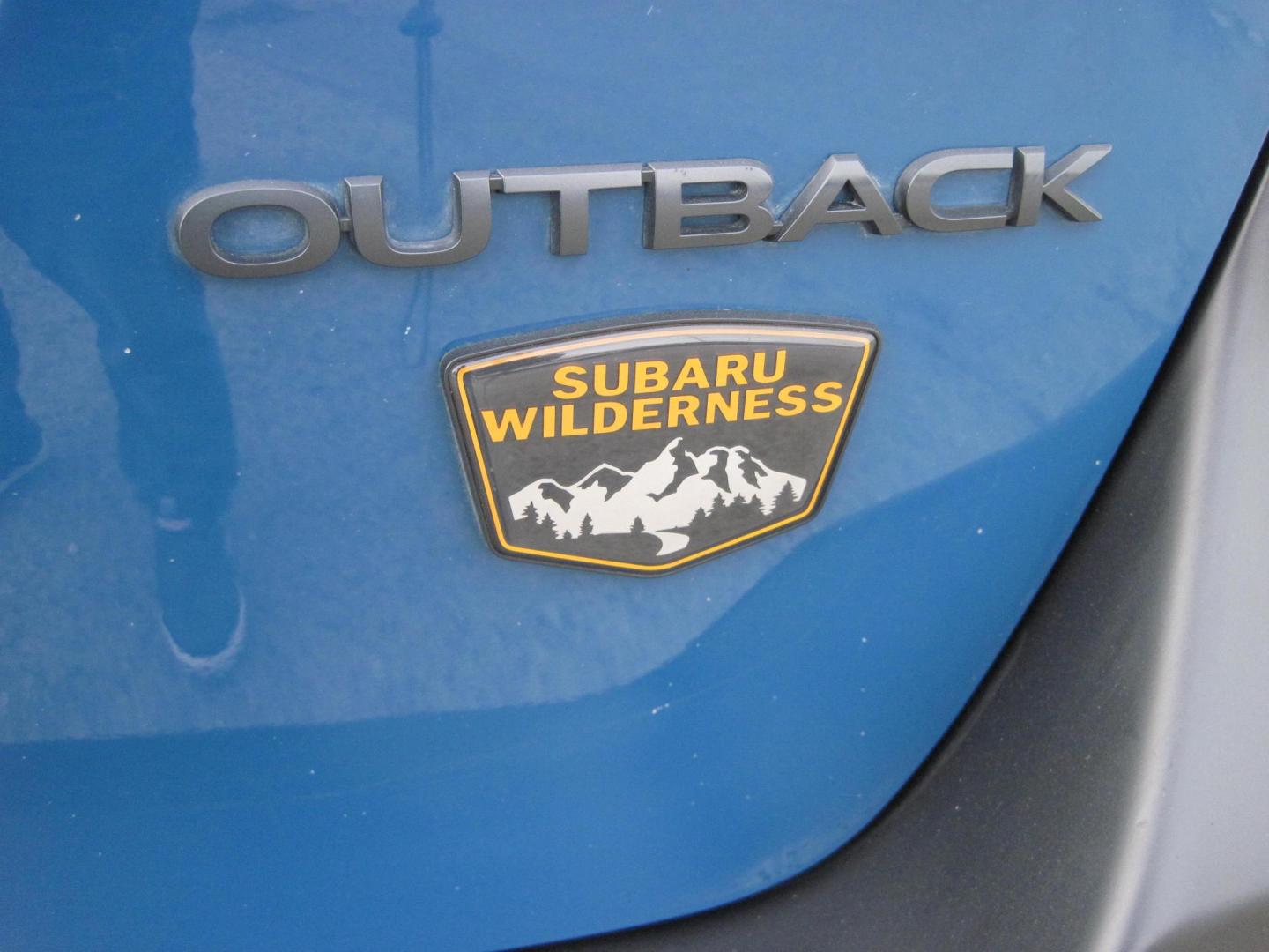 2022 blue /black Subaru Outback Wilderness (4S4BTGUD9N3) with an 2.4L H4 DOHC 16V TURBO engine, CVT transmission, located at 9530 Old Seward Highway, Anchorage, AK, 99515, (907) 349-3343, 61.134140, -149.865570 - Subaru Outback with the Wilderness package, come take a test drive. - Photo#4