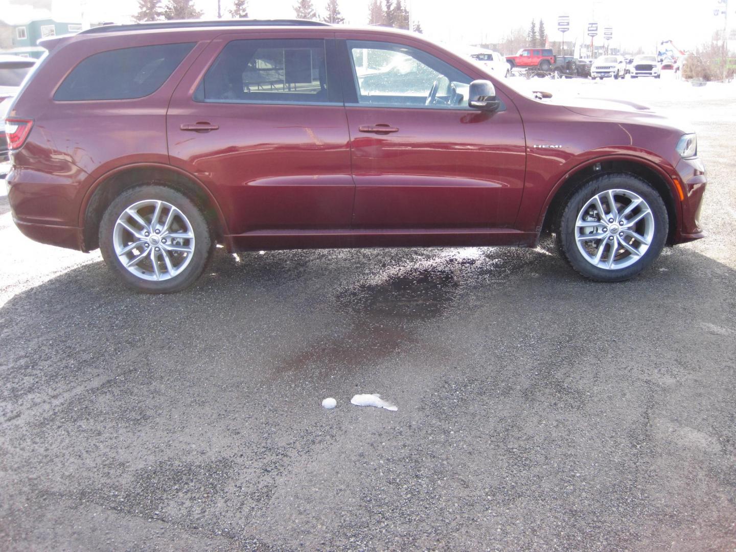 2023 red /black Dodge Durango R/T AWD (1C4SDJCT1PC) with an 5.7L V8 OHV 16V engine, 8A transmission, located at 9530 Old Seward Highway, Anchorage, AK, 99515, (907) 349-3343, 61.134140, -149.865570 - Loaded Dodge Durango R/T plus sport come take a test drive - Photo#8