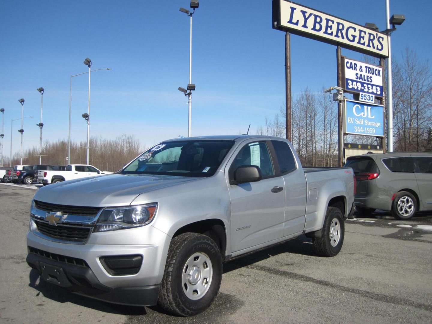 2016 silver /gray Chevrolet Colorado LT Ext. Cab 4WD (1GCHTBE36G1) with an 3.6L V6 DOHC 24V GAS engine, 6A transmission, located at 9530 Old Seward Highway, Anchorage, AK, 99515, (907) 349-3343, 61.134140, -149.865570 - Photo#0
