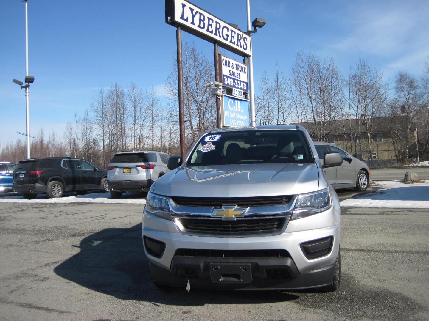 2016 silver /gray Chevrolet Colorado LT Ext. Cab 4WD (1GCHTBE36G1) with an 3.6L V6 DOHC 24V GAS engine, 6A transmission, located at 9530 Old Seward Highway, Anchorage, AK, 99515, (907) 349-3343, 61.134140, -149.865570 - Photo#1