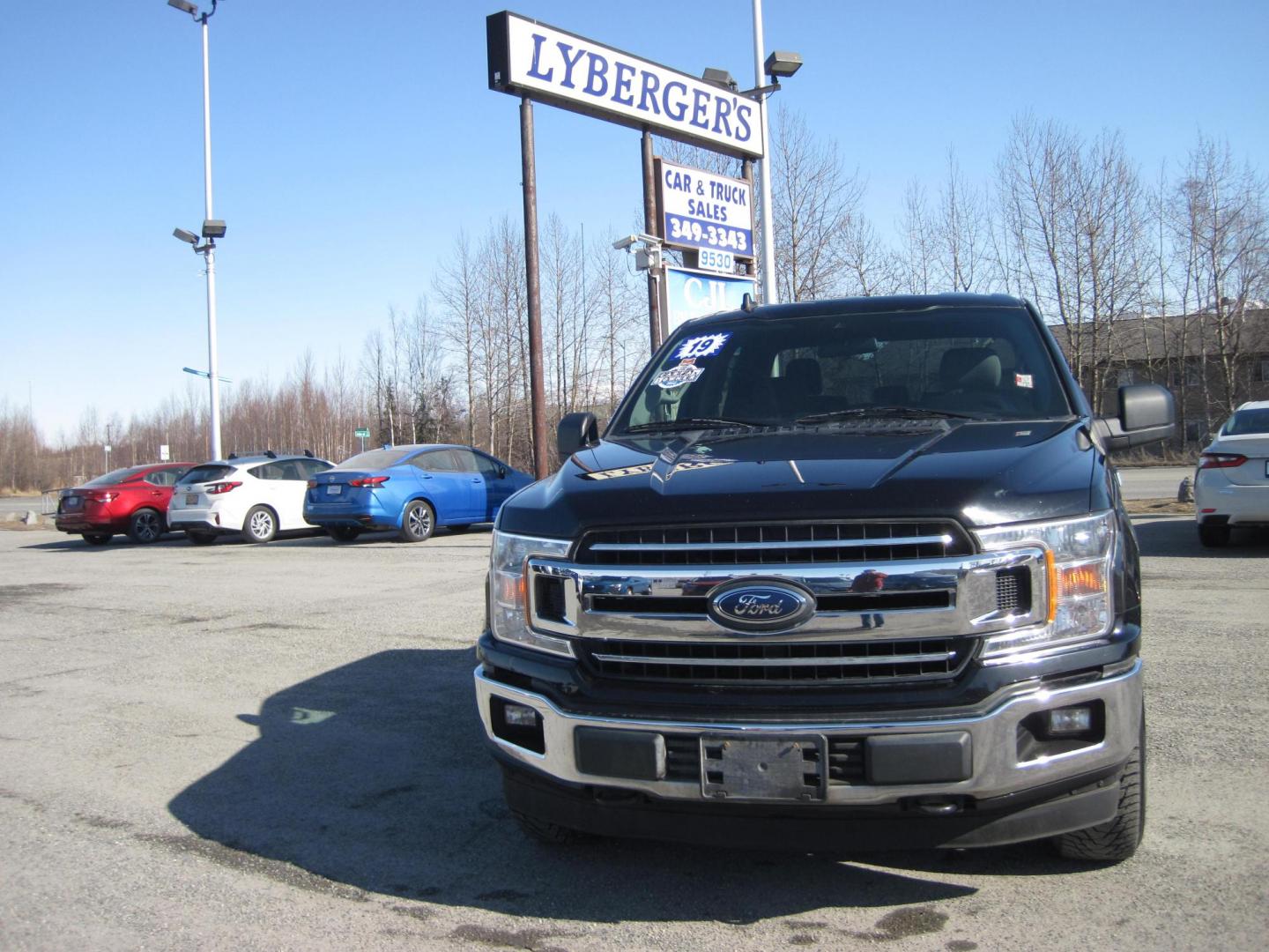 2019 black /gray Ford F-150 Lariat SuperCrew 5.5-ft. Bed 4WD (1FTEW1E52KK) with an 5.0L V8 OHV 32V engine, 6A transmission, located at 9530 Old Seward Highway, Anchorage, AK, 99515, (907) 349-3343, 61.134140, -149.865570 - Nice 2019 Ford F-150 XLT 4wd with 5.0 engine, come take a test drive. - Photo#1