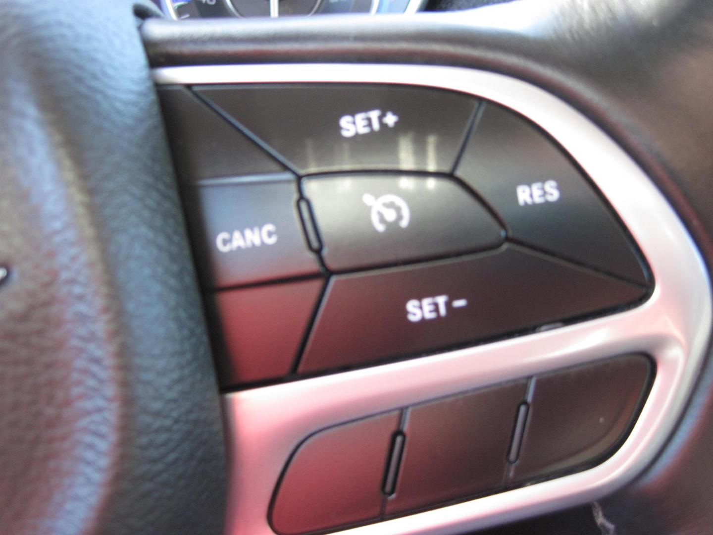 2022 gray /gray Chrysler 300 Touring L AWD (2C3CCASGXNH) with an 3.6L V6 DOHC 24V engine, 8A transmission, located at 9530 Old Seward Highway, Anchorage, AK, 99515, (907) 349-3343, 61.134140, -149.865570 - Low Miles on this 2022 Chrysler 300 Touring L AWD come take a test drive - Photo#13