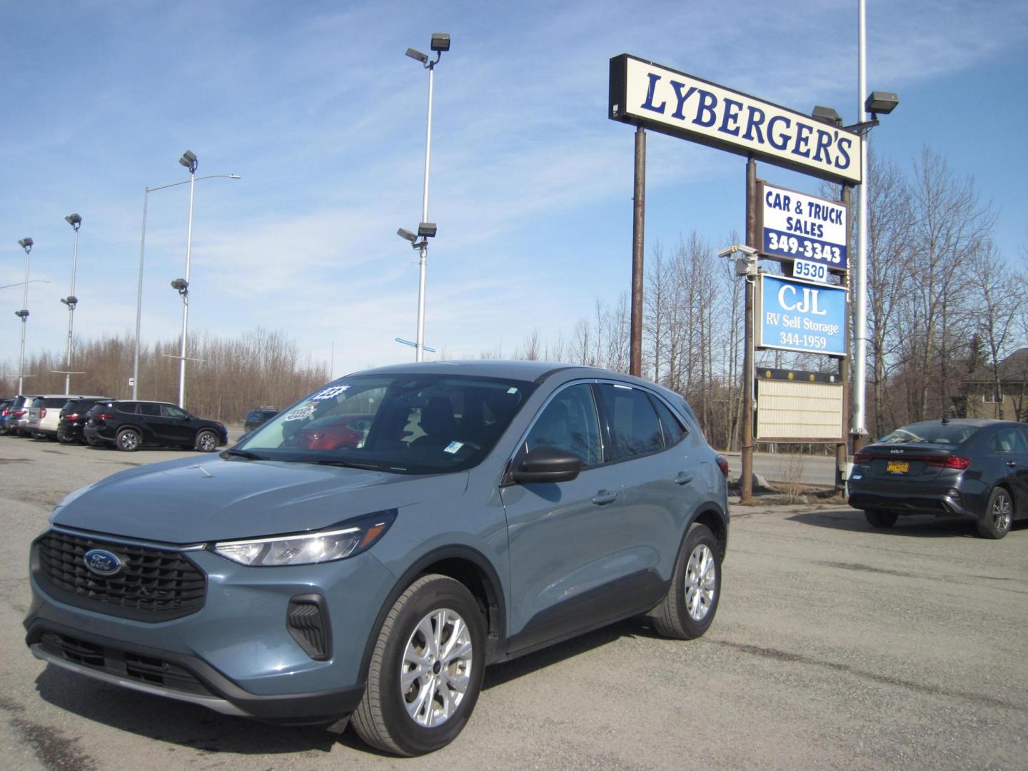 2023 blue /black Ford Escape Active AWD (1FMCU9GN8PU) with an 1.5L L3 engine, 8A transmission, located at 9530 Old Seward Highway, Anchorage, AK, 99515, (907) 349-3343, 61.134140, -149.865570 - Nice Ford Escape Active sport, awd come take a test drive. - Photo#0