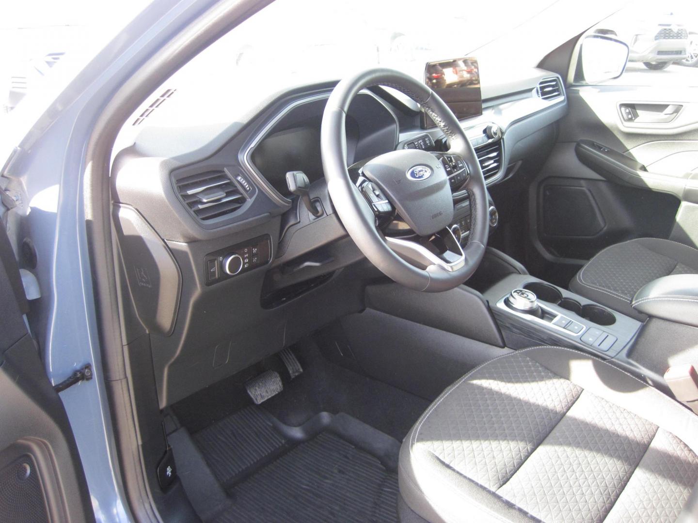 2023 blue /black Ford Escape Active AWD (1FMCU9GN8PU) with an 1.5L L3 engine, 8A transmission, located at 9530 Old Seward Highway, Anchorage, AK, 99515, (907) 349-3343, 61.134140, -149.865570 - Nice Ford Escape Active sport, awd come take a test drive. - Photo#9