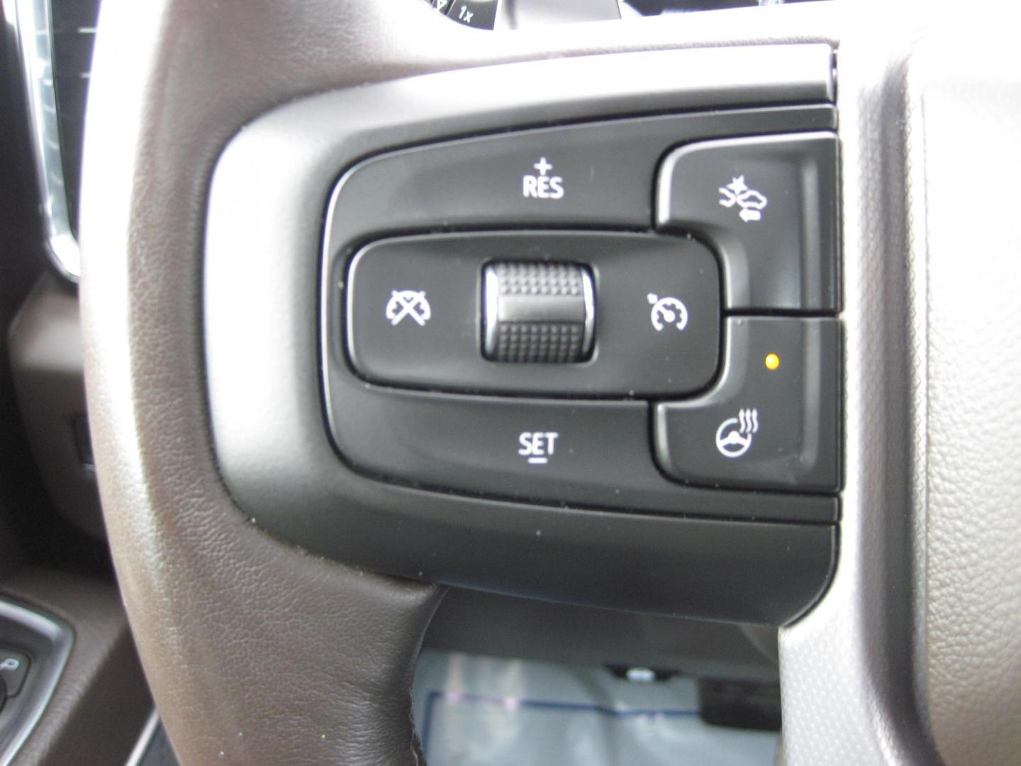 2022 white /brown GMC Sierra 1500 Denali Crew Cab 4WD (3GTUUGED9NG) with an 5.3L V8 OHV 16V engine, 6A transmission, located at 9530 Old Seward Highway, Anchorage, AK, 99515, (907) 349-3343, 61.134140, -149.865570 - Nice Loaded 2022 GMC Sierra 1500 crew cab Denali come take a test drive - Photo#15