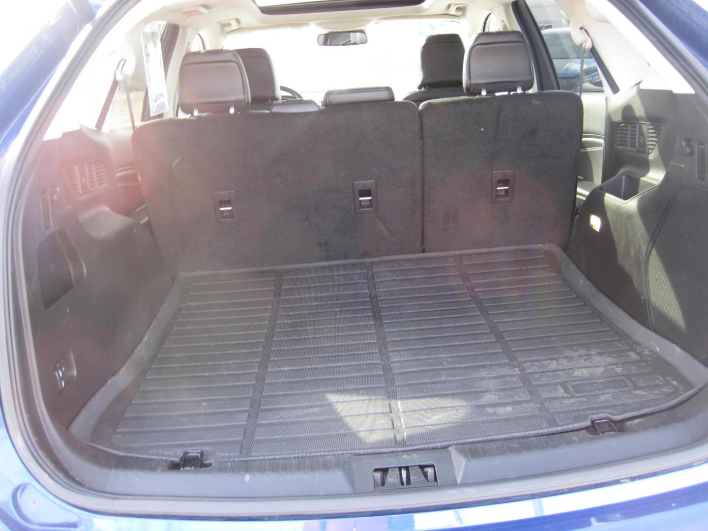 2024 blue /black Ford Edge Titanium (2FMPK4K9XRB) with an 2.0L L4 DOHC 16V engine, 6A transmission, located at 9530 Old Seward Highway, Anchorage, AK, 99515, (907) 349-3343, 61.134140, -149.865570 - Loaded 2024 Ford Edge Titanium, come take a test drive - Photo#4