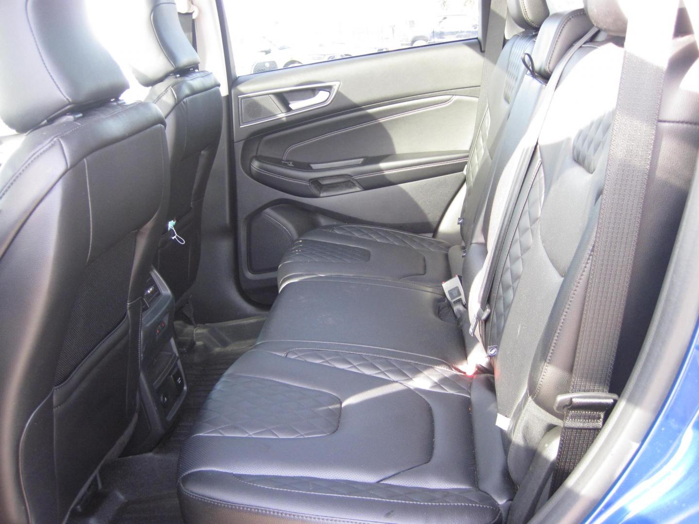 2024 blue /black Ford Edge Titanium (2FMPK4K9XRB) with an 2.0L L4 DOHC 16V engine, 6A transmission, located at 9530 Old Seward Highway, Anchorage, AK, 99515, (907) 349-3343, 61.134140, -149.865570 - Loaded 2024 Ford Edge Titanium, come take a test drive - Photo#8
